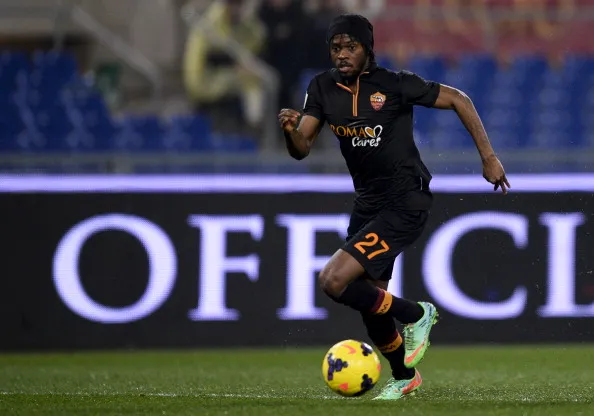 gervinho tutta figura porta palla nero