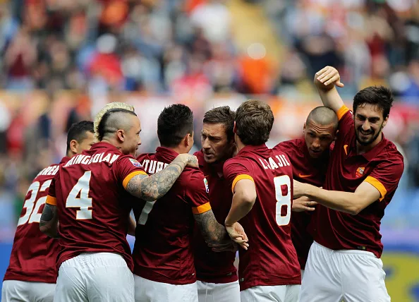 gruppo esultanza roma atalanta 10042015