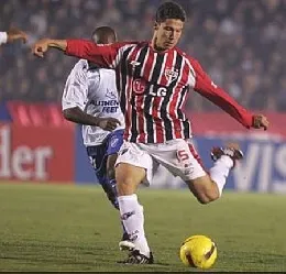 hernanes