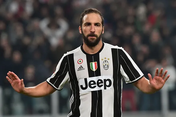 higuain senza esultanza juve napoli 2016