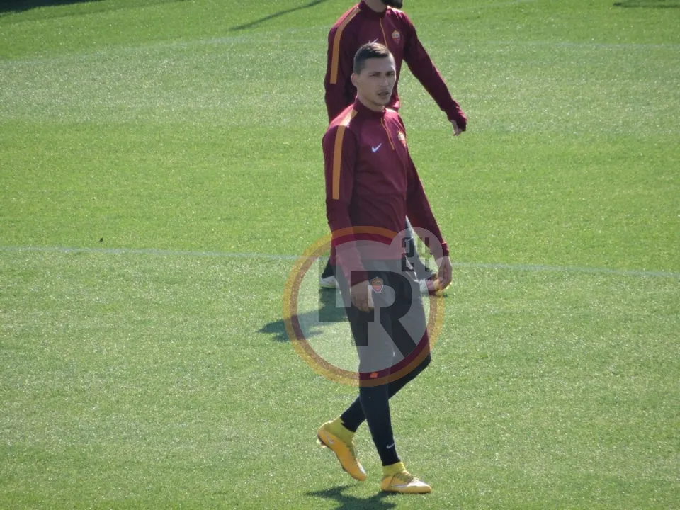holebas rifinitura feyenoord