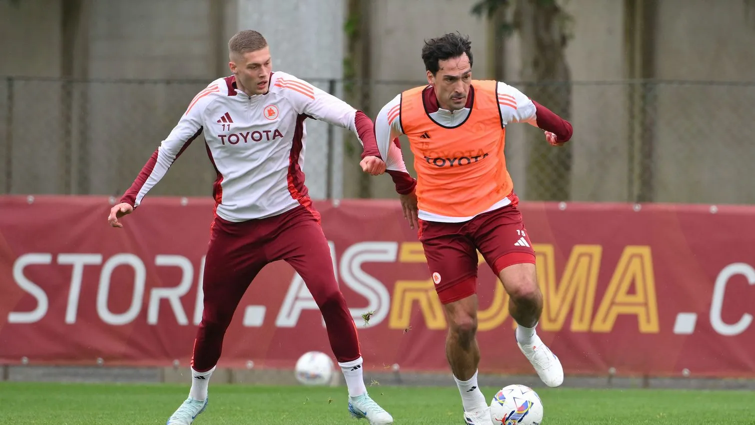hummels e dovbyk trigoria