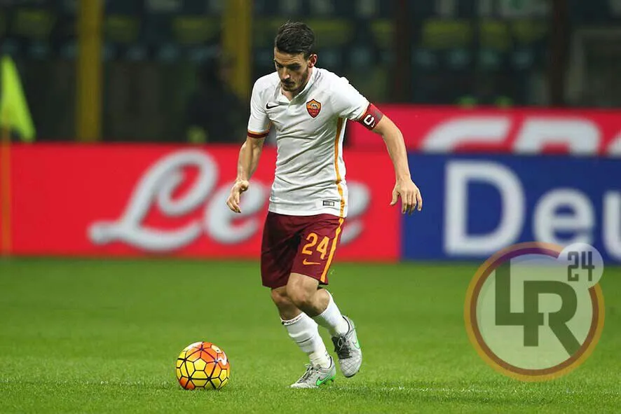 inter orma florenzi palla al piede lr24