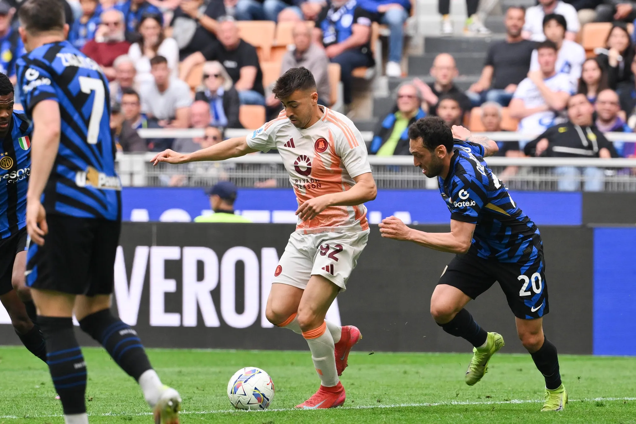 inter roma el shaarawy calhanoglu