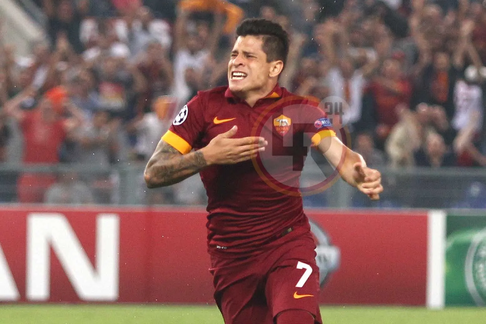 iturbe esulta mano sul pettofoto mancini roma cska 18914