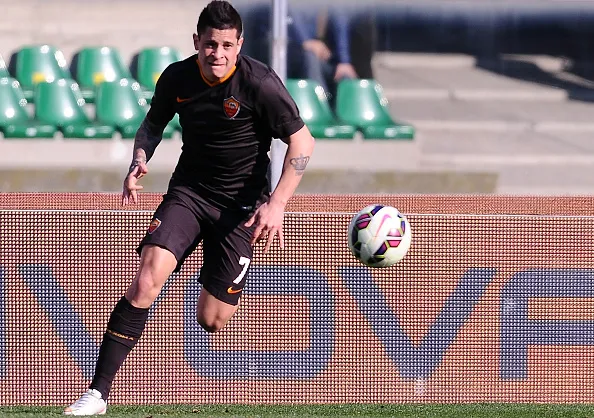 iturbe scatto chievo roma 08032015