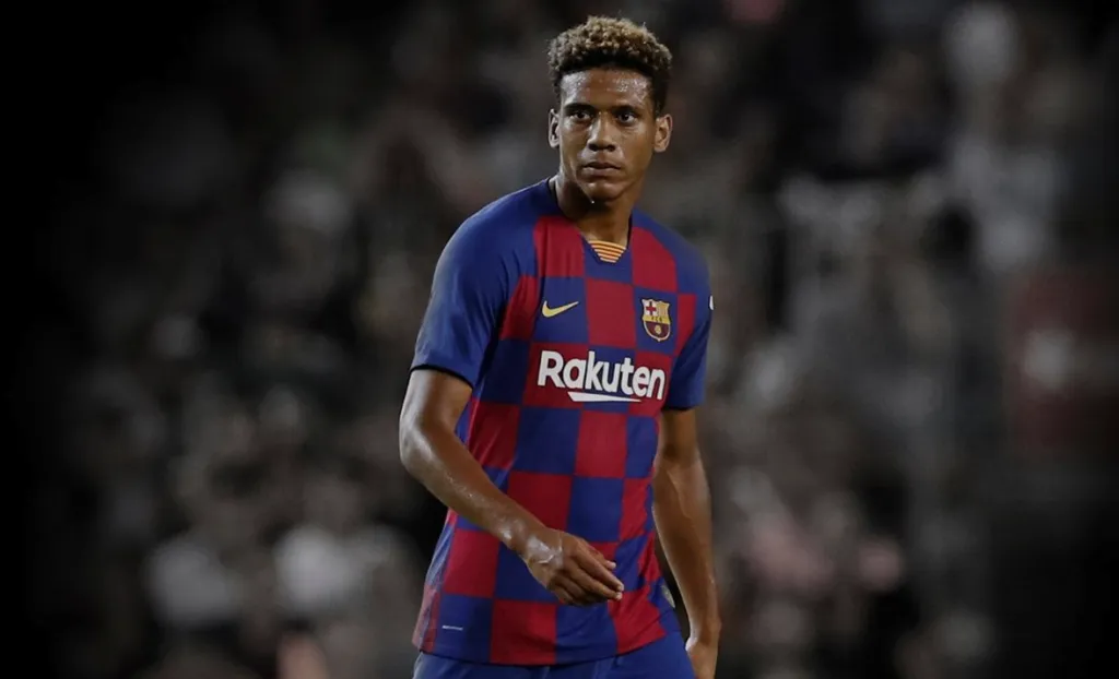 jean clair todibo en un partido de local con el barcelona fcbarcelona