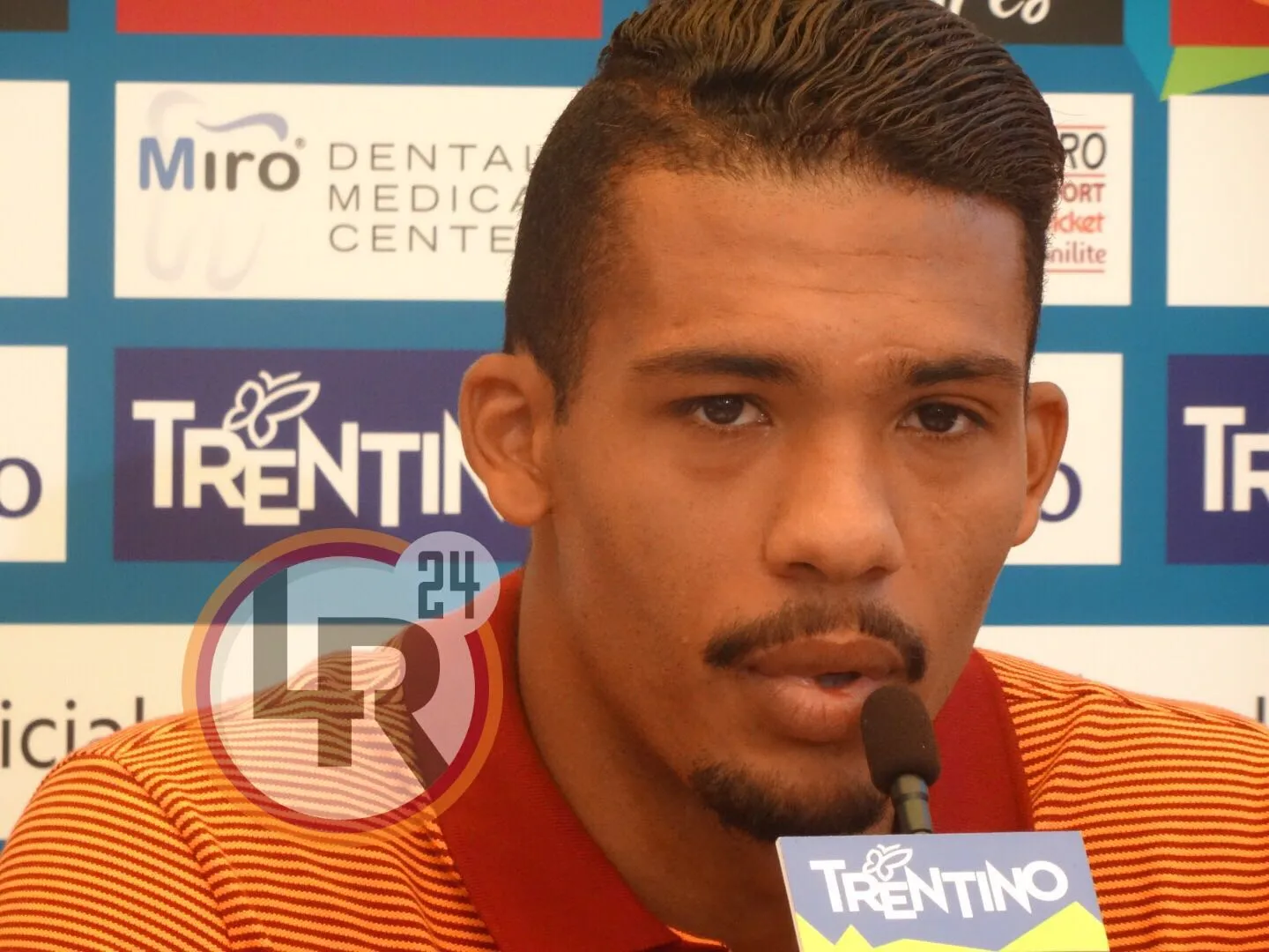 juan jesus parla in conf