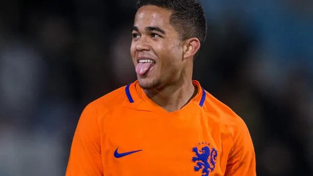 justin kluivert maglia olanda