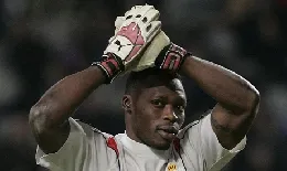 kameni20mani20sopra20la20testa20applauso