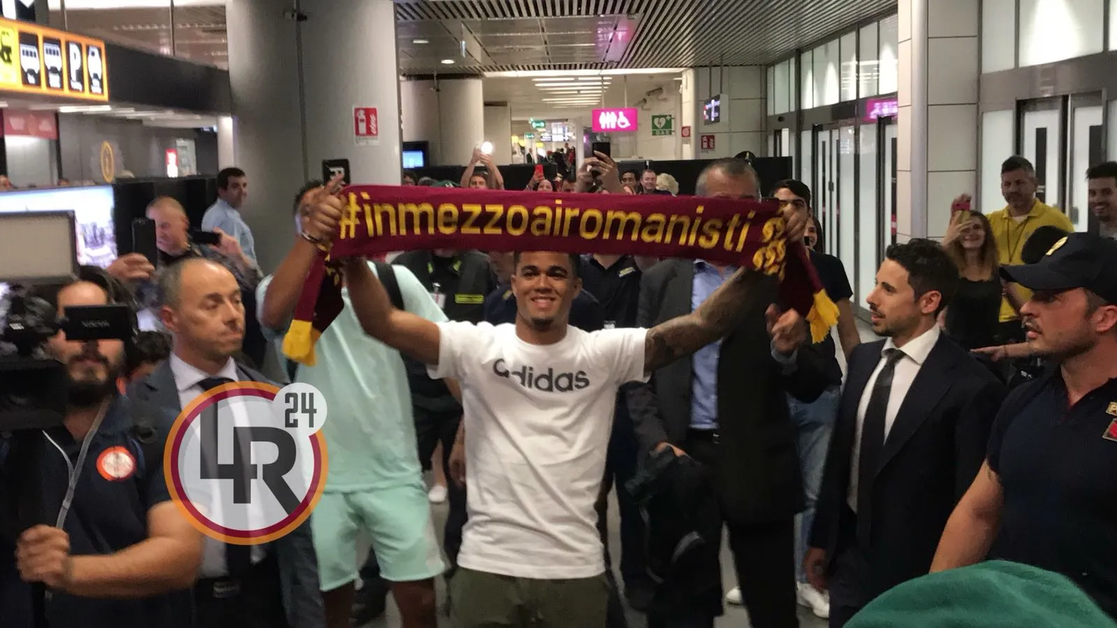 kluivert sciarpa fiumu