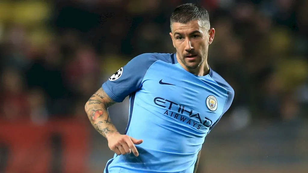 kolarov man city 2017