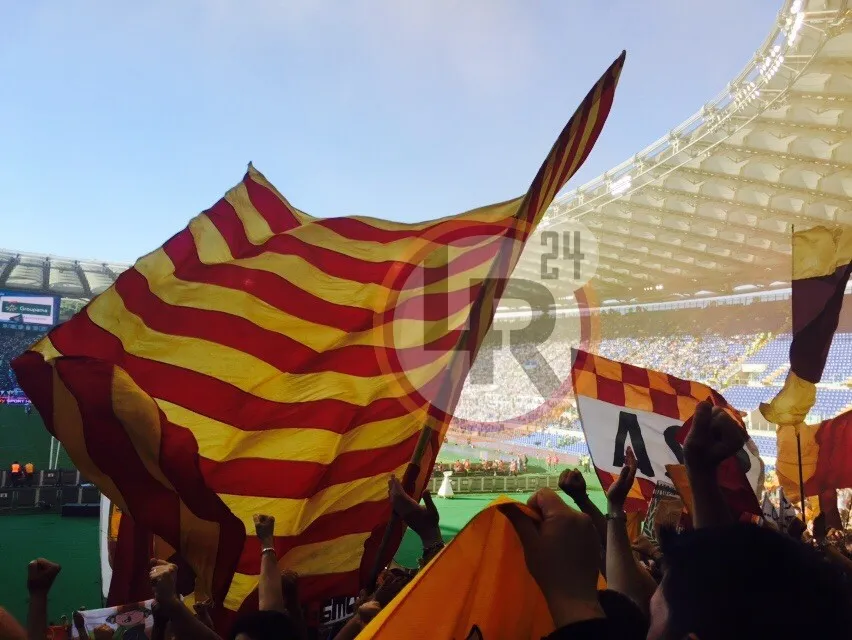 lazio roma curva sud bandiera lr24 2
