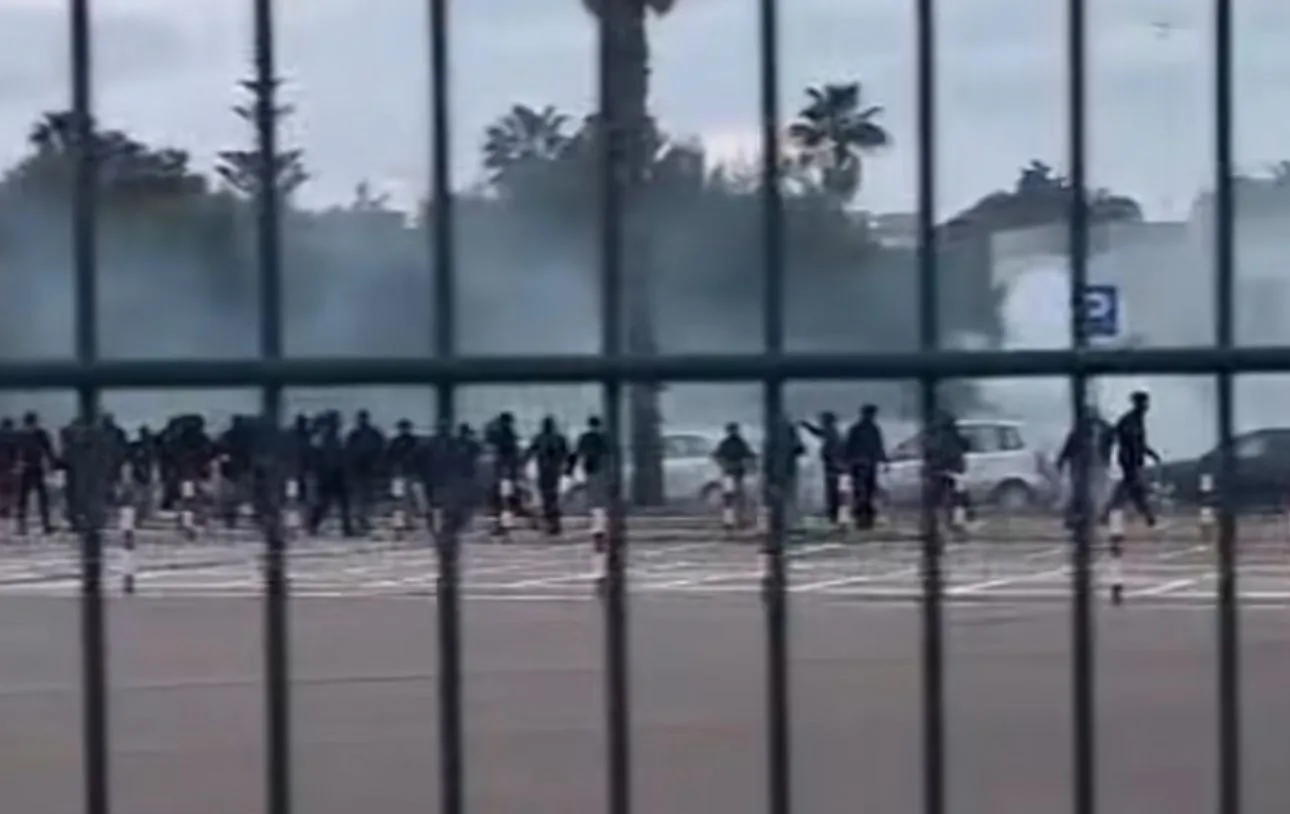 lecce roma scontri tifosi polizia