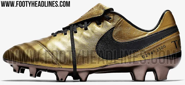limited edition nike tiempo totti x roma boots 3