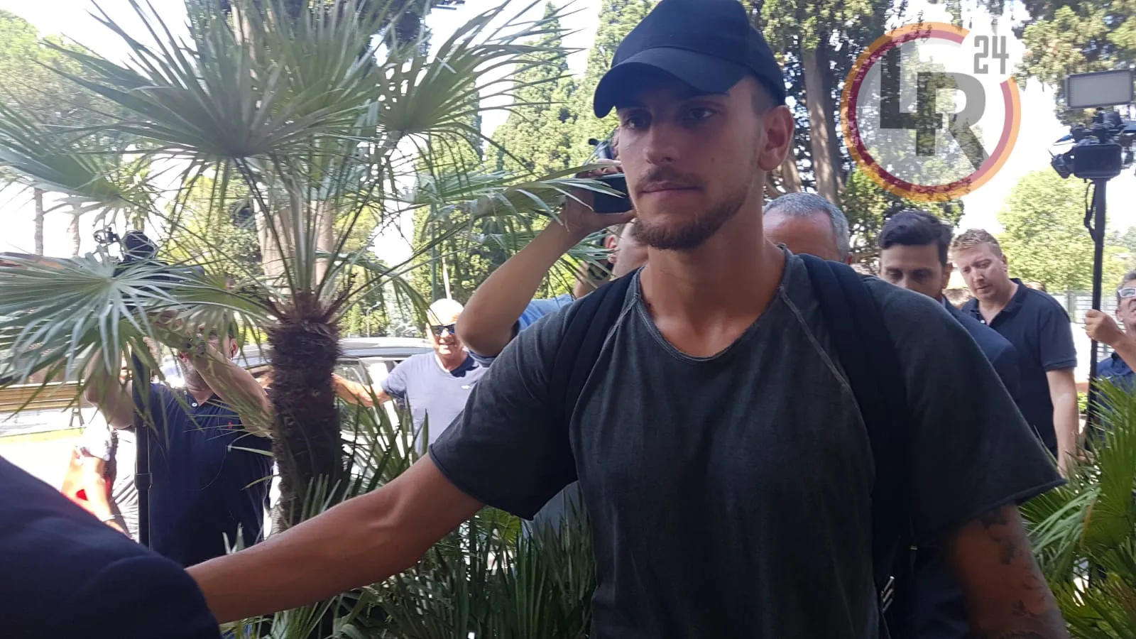 lorenzo pellegrini villa stuart