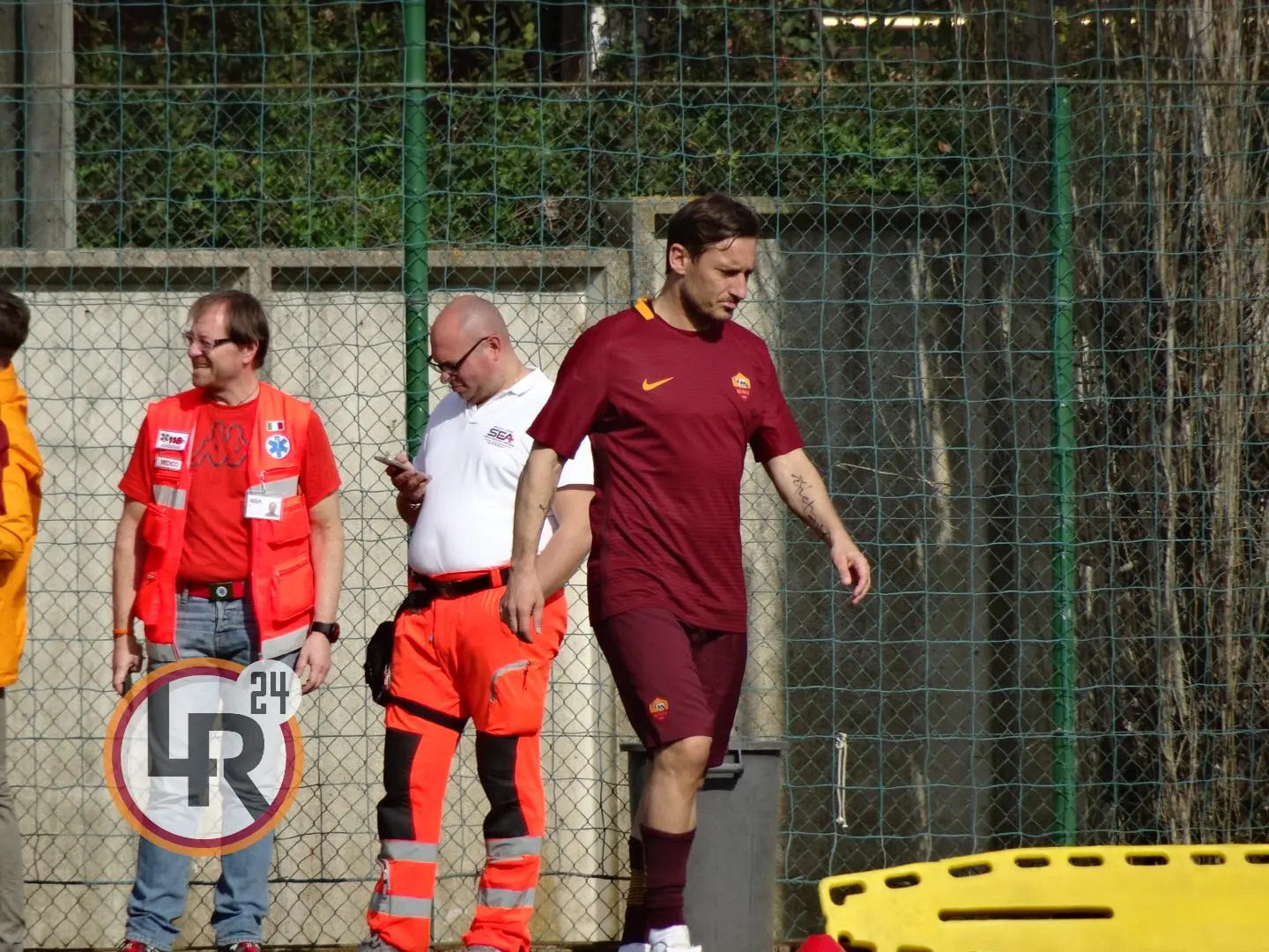 lr24 totti cammina