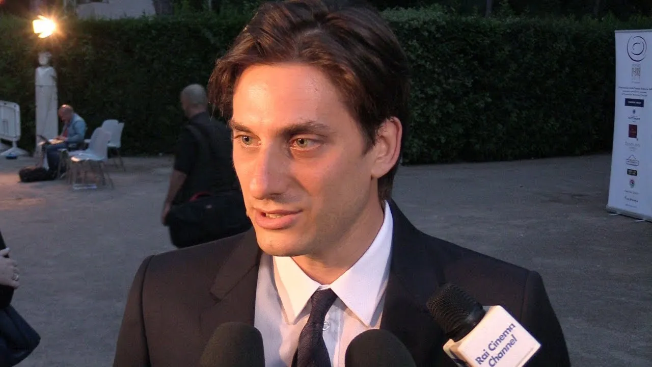 luca marinelli