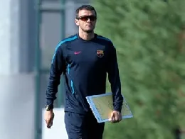 luis20enrique20cammina20tuta20barca20allenamento20lavagnetta20tattica20in20mano