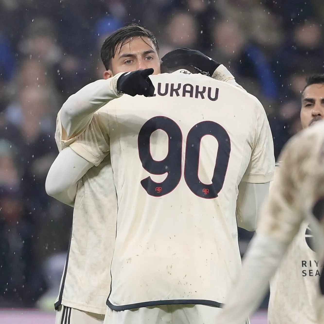 lukaku dybala servette
