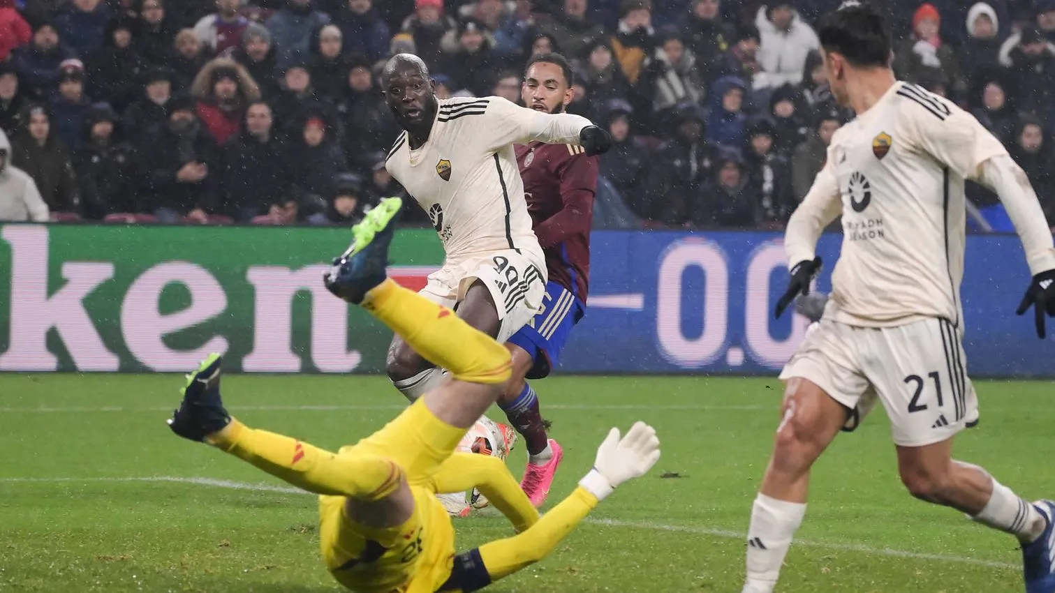 lukaku tiro servette roma
