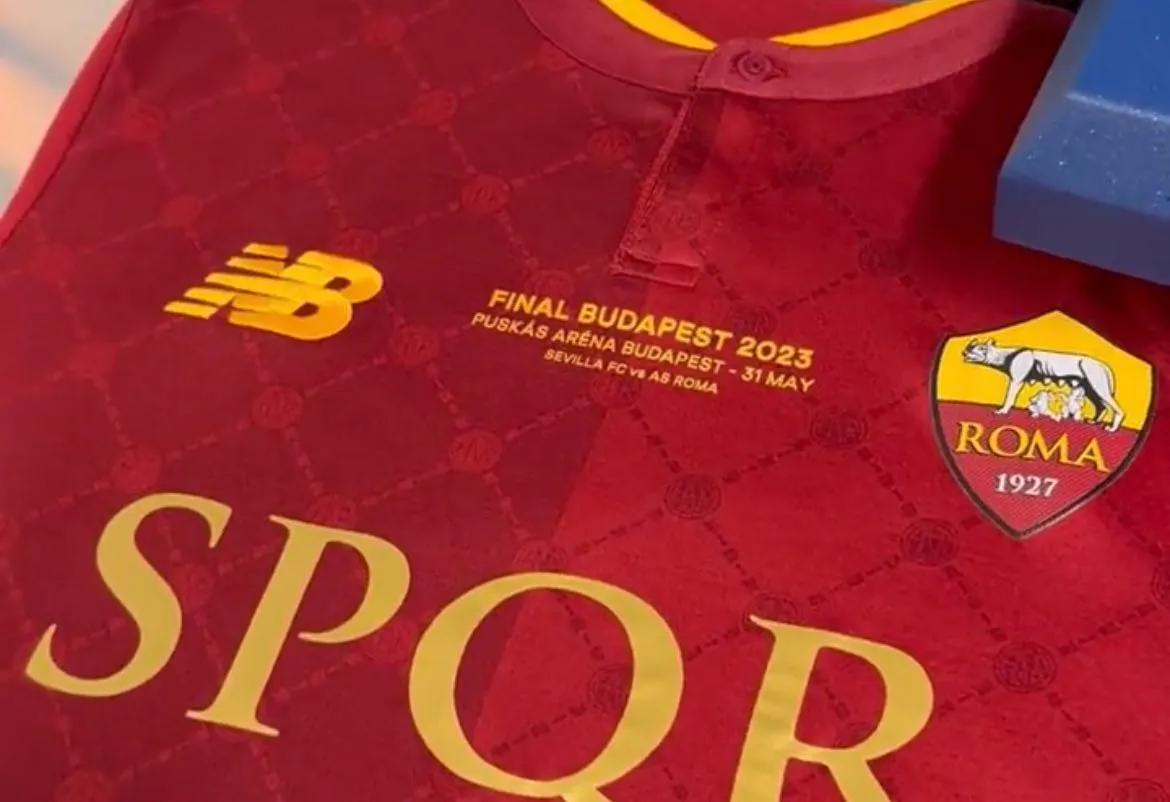 maglia siviglia roma twitter