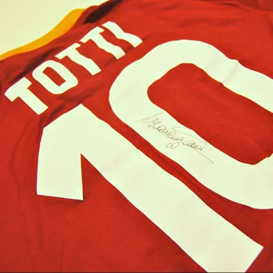 maglia totti firmata