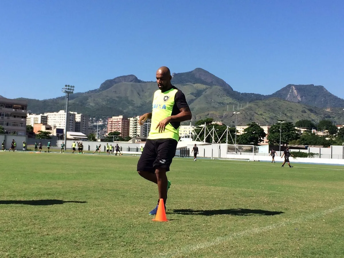 maicon botafogo