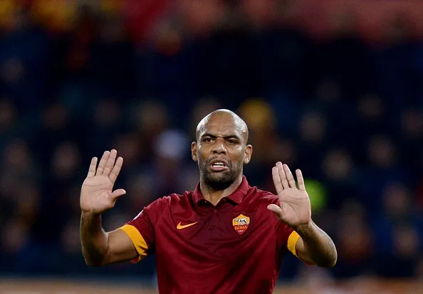 maicon calma ottima roma manchester city 101214