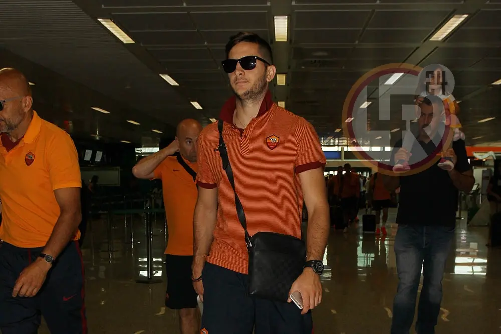manolas fiumicino roma in partenza per boston 230716