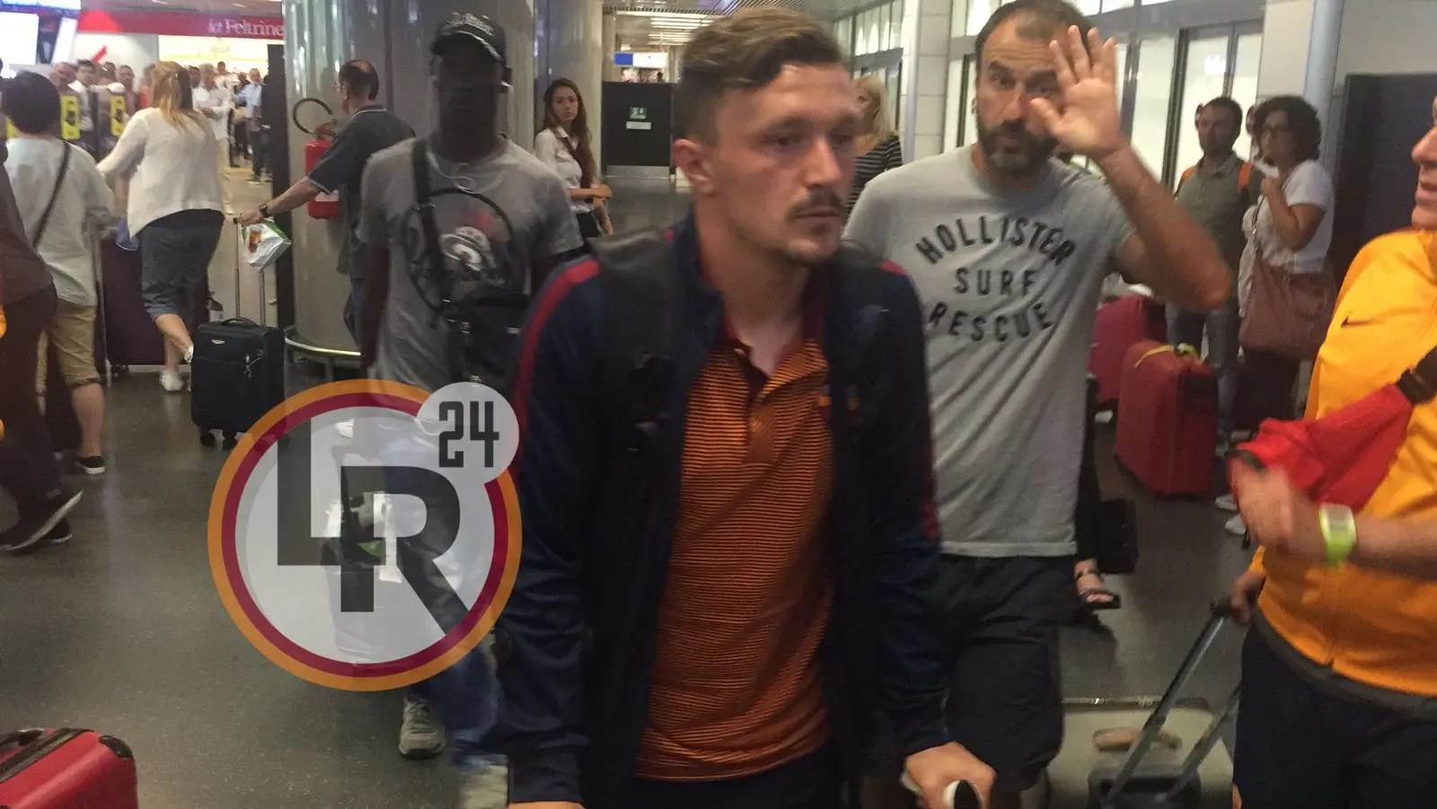 mario rui mezzo busto arrivo fiumicino