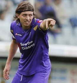 montolivo20indica20maglia20viola