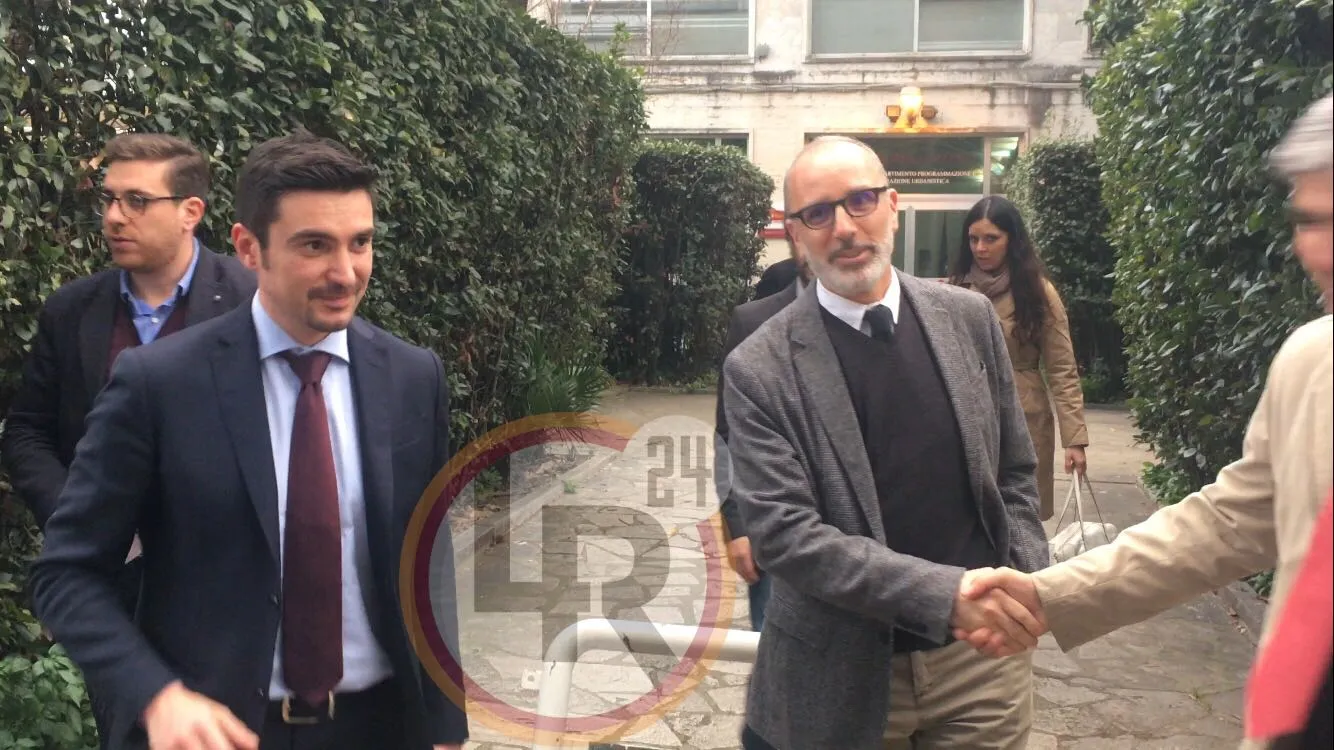 montuori stretta mano iorio uscita incontro