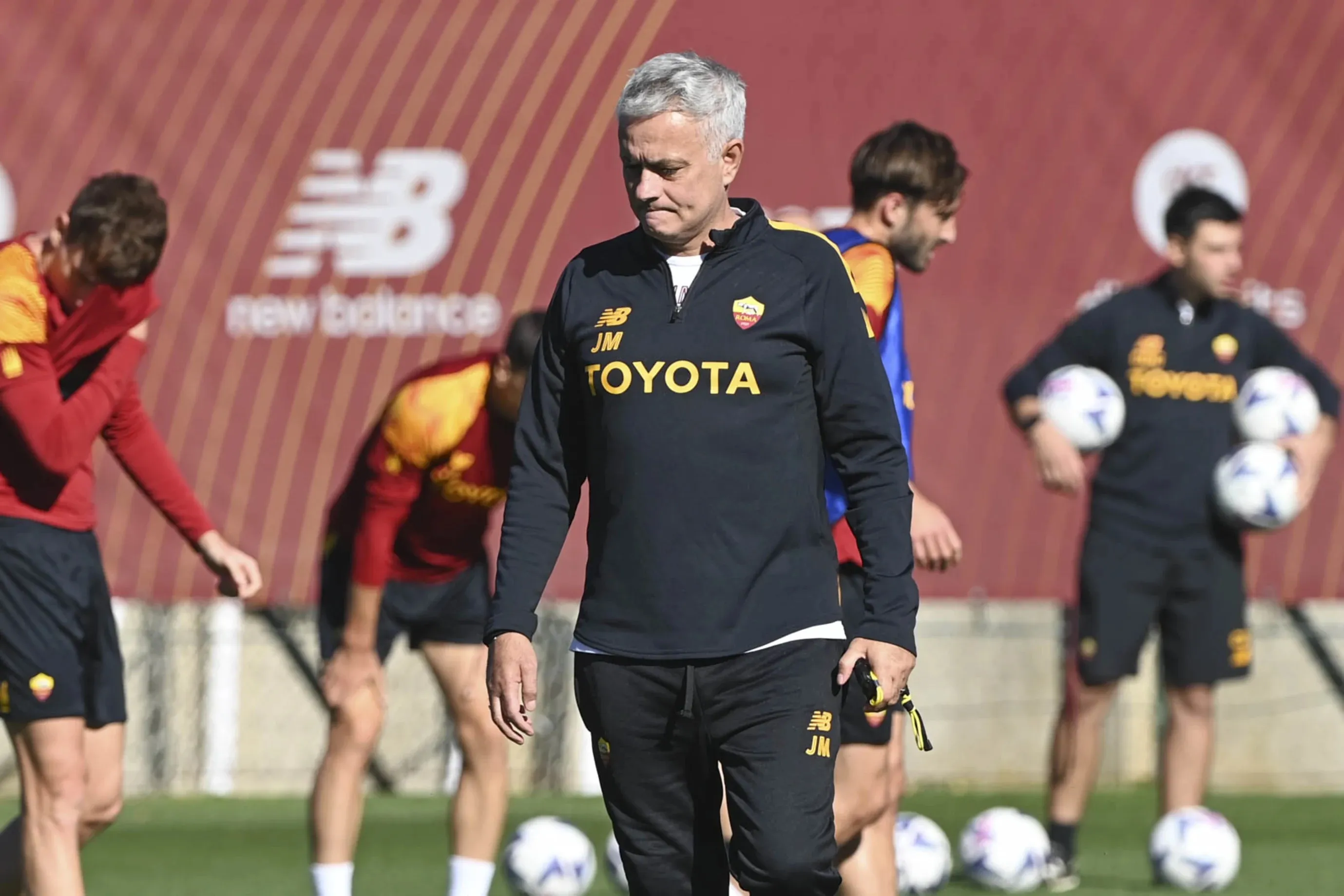 mourinho allenamento trigoria