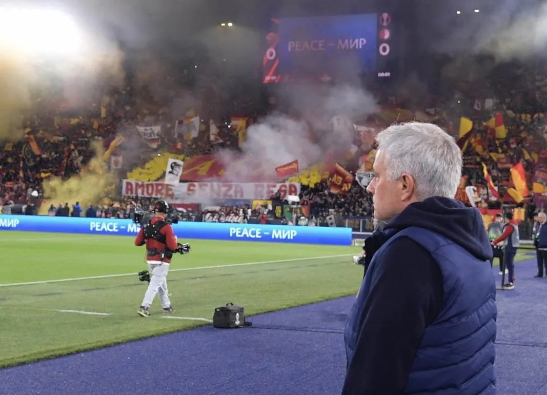 mourinho curva sud roma feyenoord