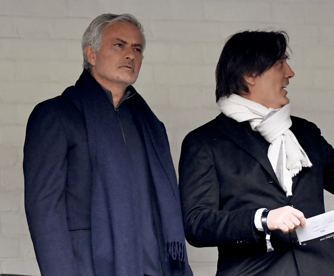 mourinho e montella foto premier league