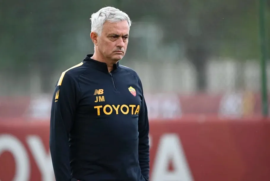 mourinho serio allenamento