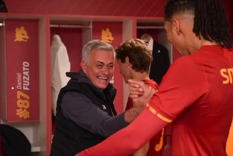 mourinho smalling