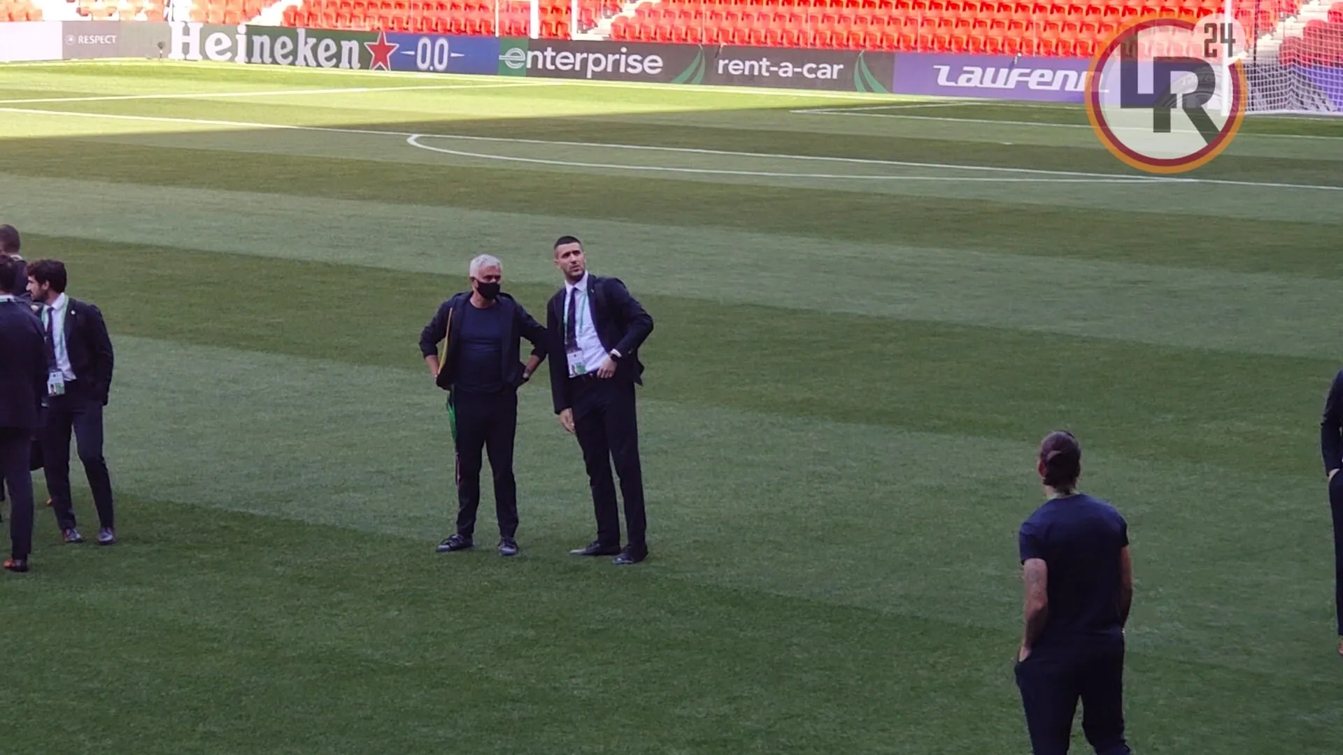 mourinho stadio tirana