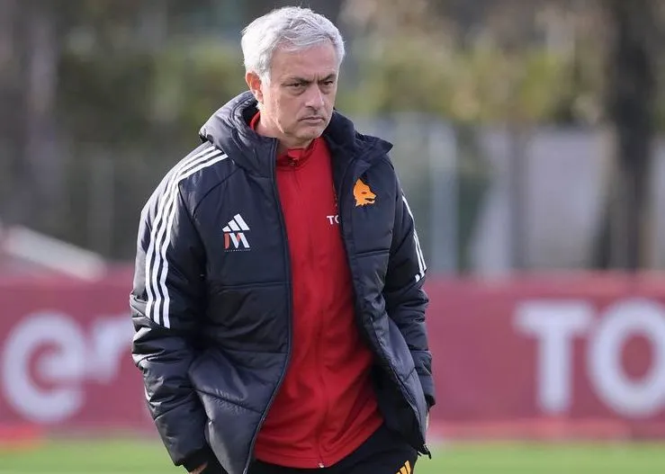 mourinho trigoria