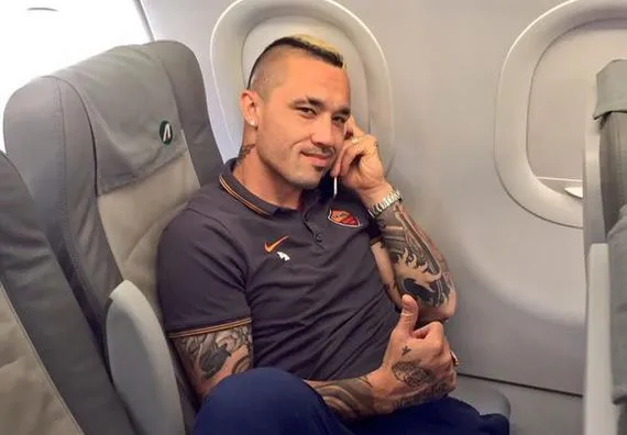 nainggolan aereo sassuolo fiumicino