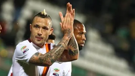 nainggolan applauso maglia bianca 2014 15