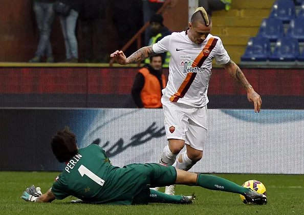 nainggolan perin azione rigore genoa roma
