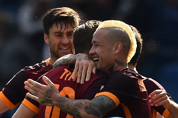 nainggolan totti abbraccio roma napoli