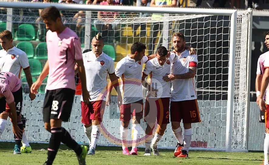 palermo roma esultanza squadra1
