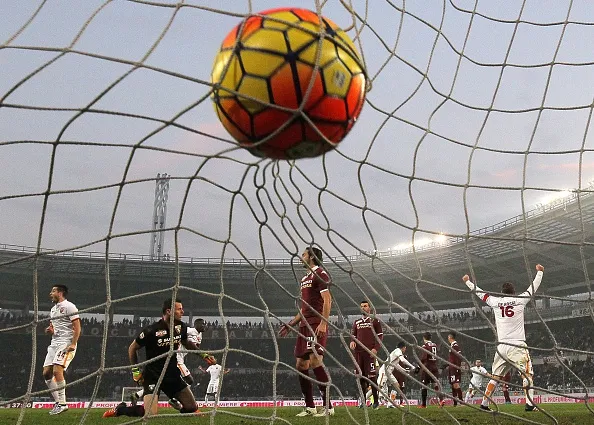 palla gol pjanic toro roma