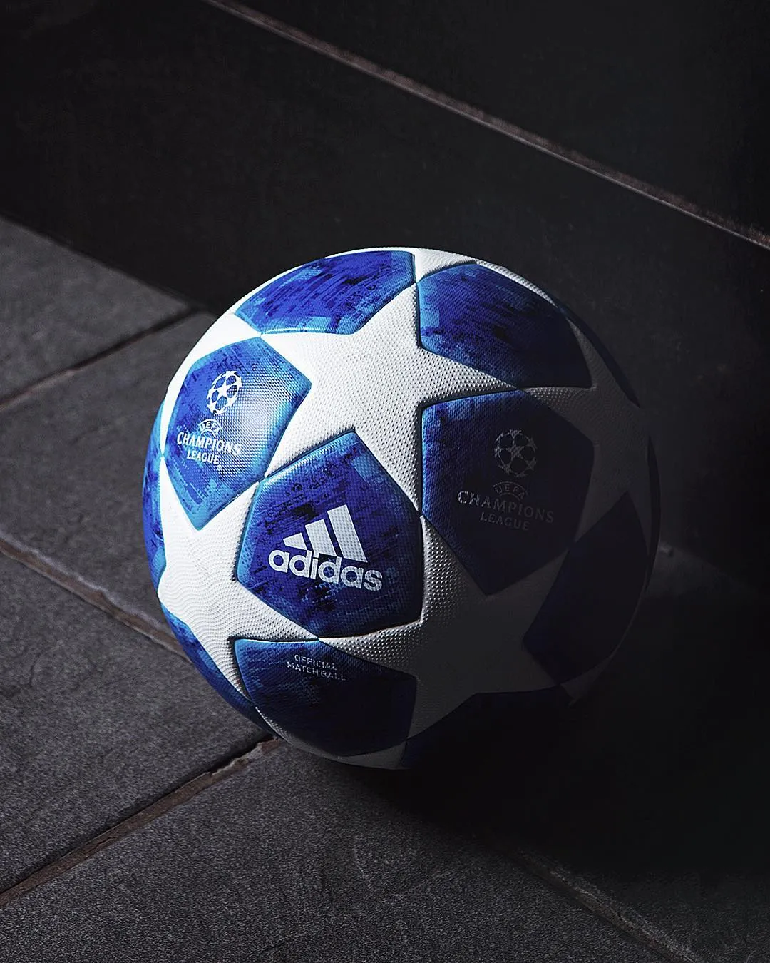 pallone champions league 2018 2019