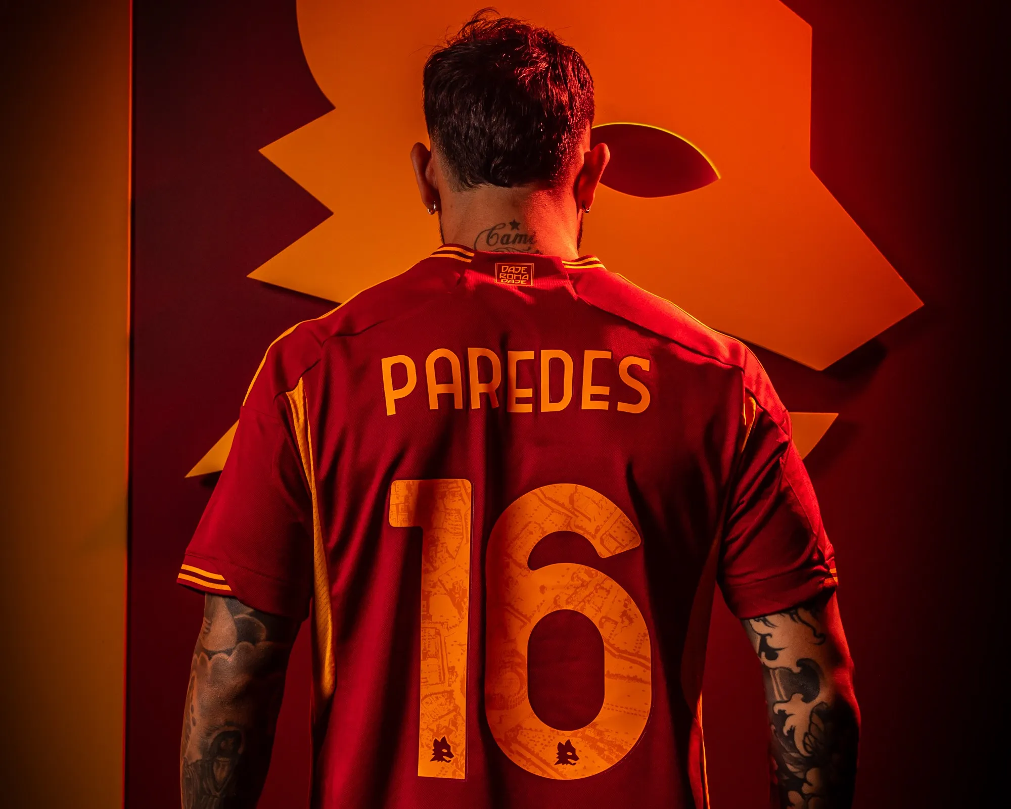 paredes maglia numero 16 2