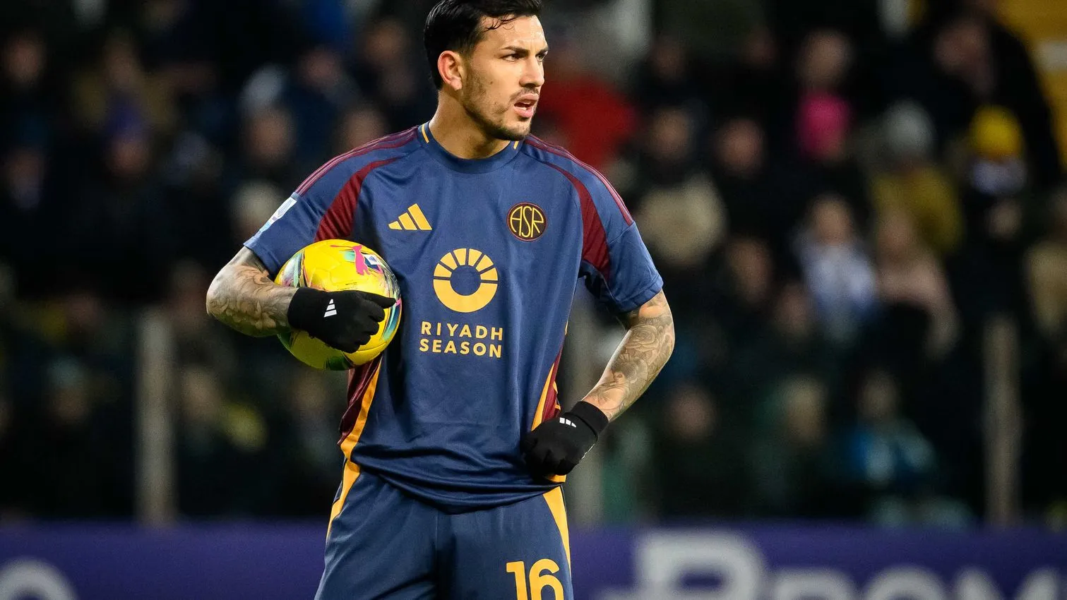paredes parma roma