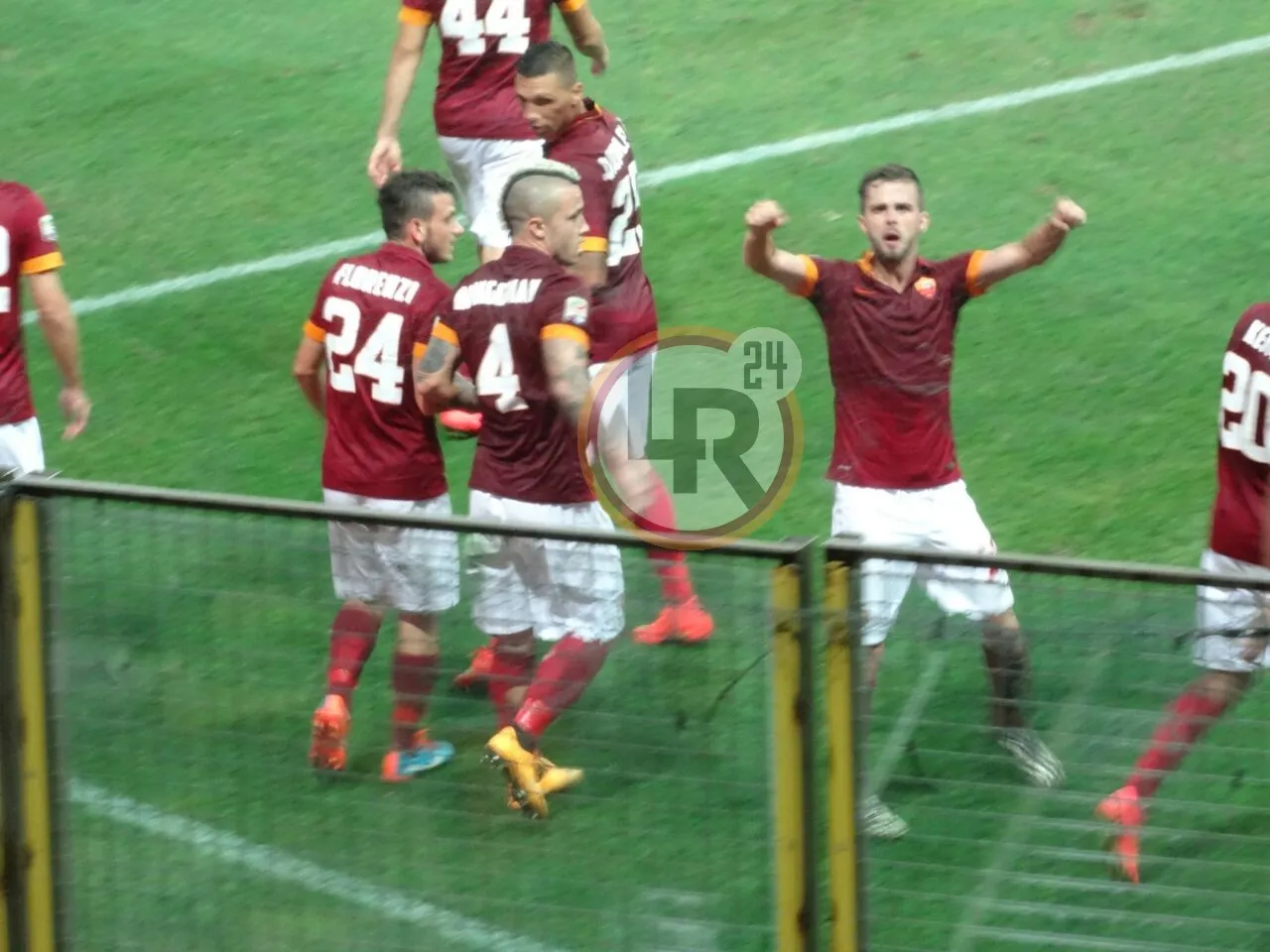parma roma esultanza gol pjanic